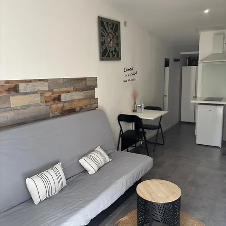 Cosy Avec Jardin Proche Centre Et